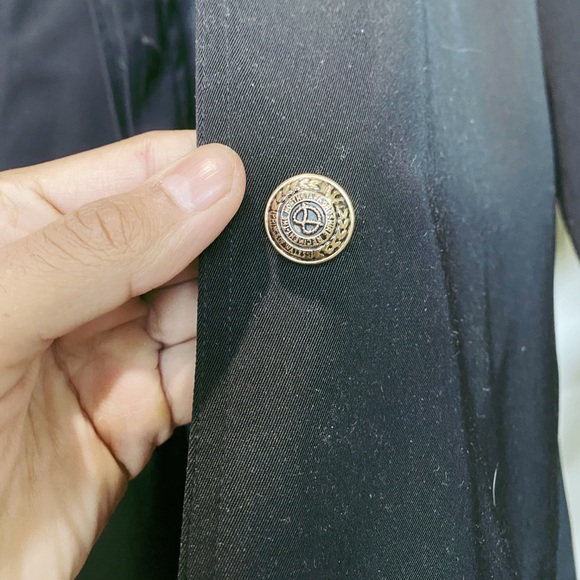 Vintage Unisex Black Trench Coat - Picture 3 of 6